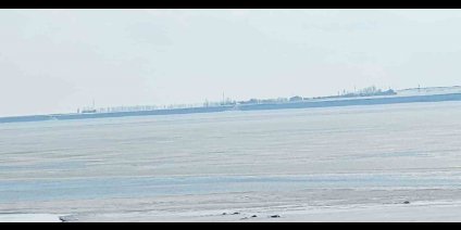 Kuş cenneti Arin Gölü kısmen dondu