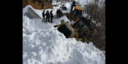Hizan'da karla mücadele sırasında kaza