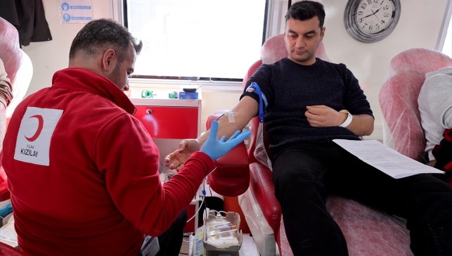 Hakkari'de kan bağışında rekor seferberliği