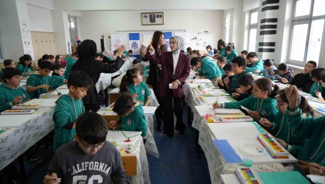 Tuval başında umut: Erzincanlı çocuklar sanatla buluştu
