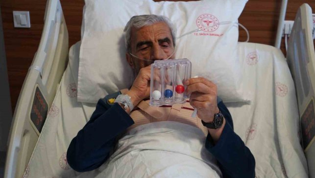 Van'da ileri düzey aort cerrahisiyle hasta hayata tutundu