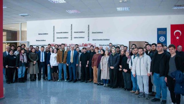 Mühendislik Mimarlık Fakültesinde rektör-öğrenci buluşması