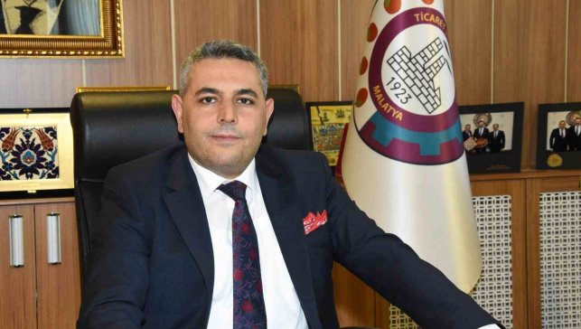 Sadıkoğlu: "Görevlerini fedakarca yerine getiren basın mensuplarımızın 10 Ocak Çalışan Gazeteciler Günü'nü kutluyorum"