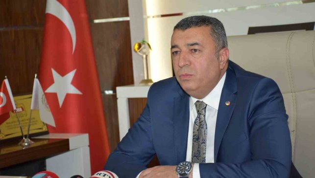 Özcan: "Özgür ve ilkeli basın, toplumların gelişmesinde büyük paya sahiptir"