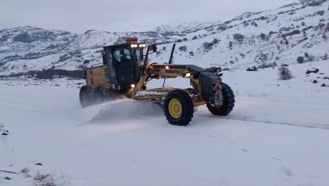 Malatya'da kar nedeniyle kapanan 107 mahallenin yolu ulaşıma açıldı