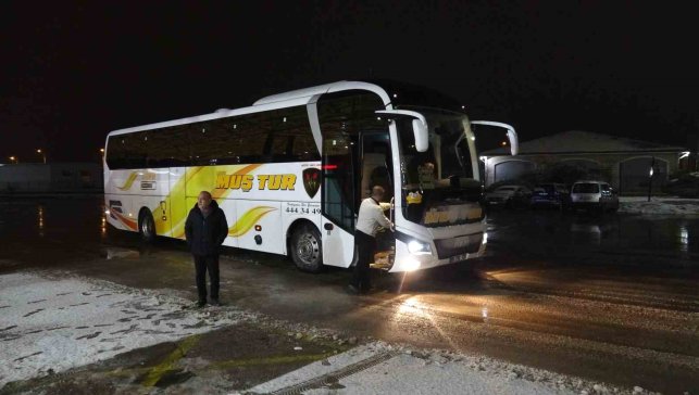 Malatya'da kar yağış nedeniyle otobüs seferleri durduruldu