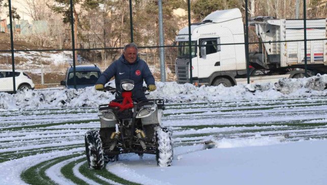 Oltu Stadyumu İbrahim Kara'ya emanet