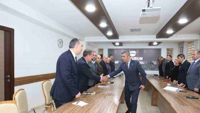 Erzurum'da "Eğitimde Değerlendirme ve Yol Haritası" için toplandılar