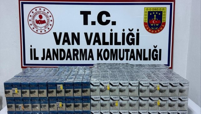 Van'da 1690 paket gümrük kaçağı sigara ele geçirildi