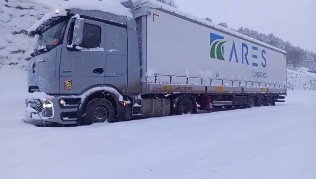 20 tır Posof Ilgar dağında mahsur kaldı