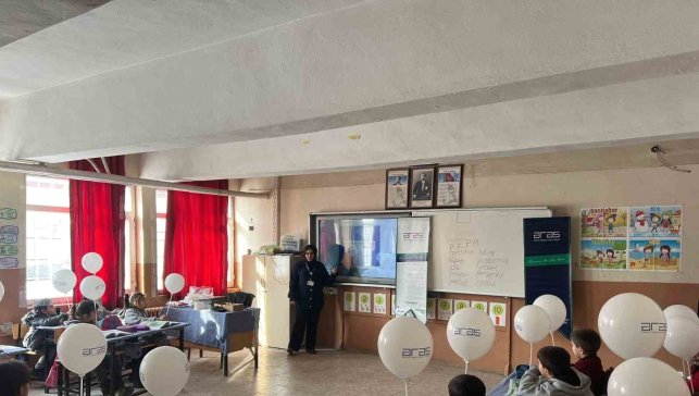 Aras EDAŞ, Enerji Verimliliği Haftası'nda öğrencilerle buluştu