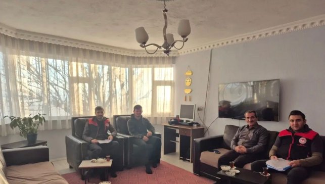 Diyadin'de gönüllere dokunan veteriner ziyareti