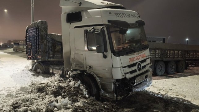 Tatvan-Bitlis karayolunda trafik kazası: 1 yaralı