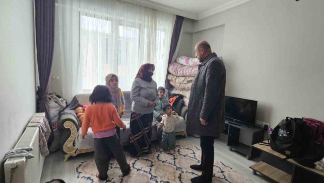 Hasköy'de 4 çocuklu anneye belediye ve kaymakamlık desteği