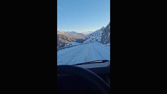 İspir–Yusufeli yolunda buzlanma tehlikesi: Sürücüler tuzlama istiyor