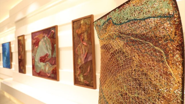 Galeri Deniz'de Ağlı Hikayeler sergisinin kapısı sanatseverlere açıldı