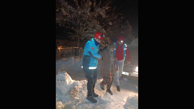 Tunceli'de UMKE'den peş peşe üç vakaya müdahale