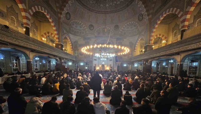 Elazığ'da Miraç Kandili dualarla idrak edildi