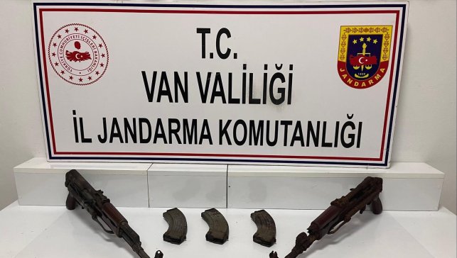 Başkale'de uzun namlulu silah ele geçirildi