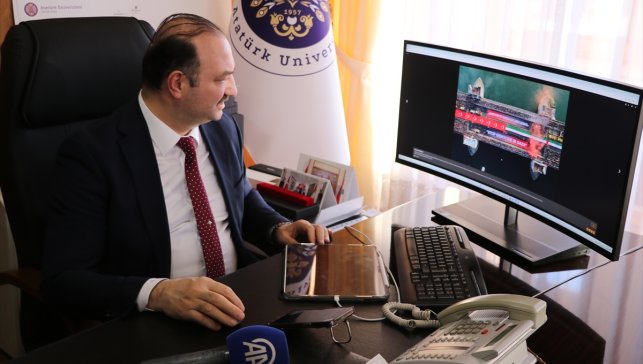 Atatürk Üniversitesi Rektörü Hacımüftüoğlu AA'nın Yılın Karelerini oyladı