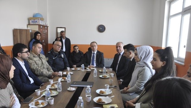 Bulanık'ta 17 bin öğrenci karne aldı