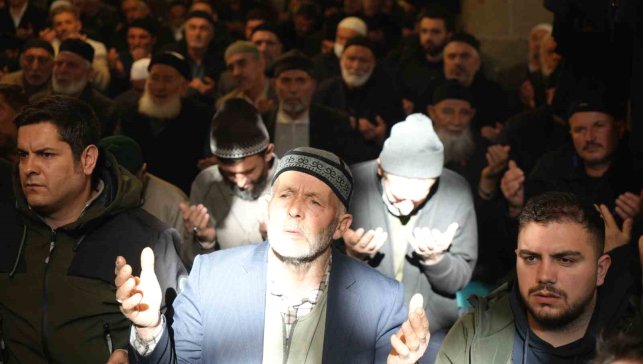 Beş asırlık 1001 Hatim geleneğinin duası gerçekleştirildi