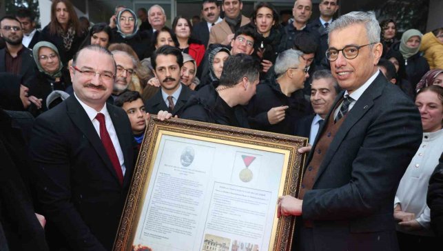 Bakan Memişoğlu ve Rektör Hacımüftüoğlu bir arada: Sağlık yatırımları ve üniversite projelerine tam destek