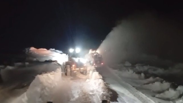 Ağrı-Kağızman kara yolu ulaşıma açıldı