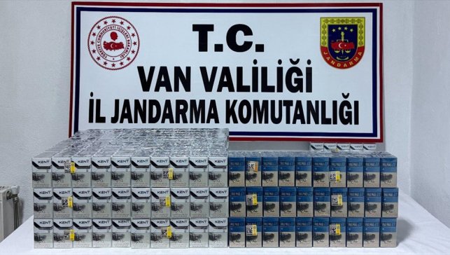 Van'da 1500 paket gümrük kaçağı sigara ele geçirildi