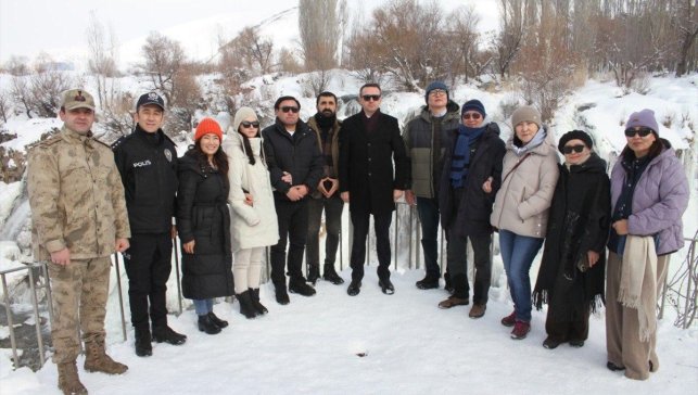 Moğolistan büyükelçilik heyeti, Van'da Hülagü Han'ın saray kalıntılarının bulunduğu alanı ziyaret etti