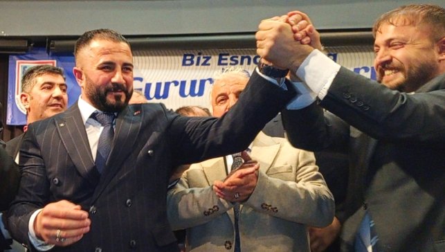 Emre Akdoğan, Erzurum Oto Tamir ve İmalatçıları Odası'nın yeni başkanı oldu