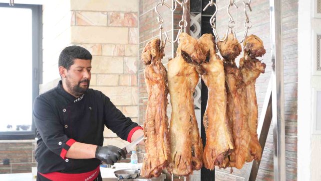 Muş büryanı hem lezzeti hem de besleyici yönüyle öne çıkıyor