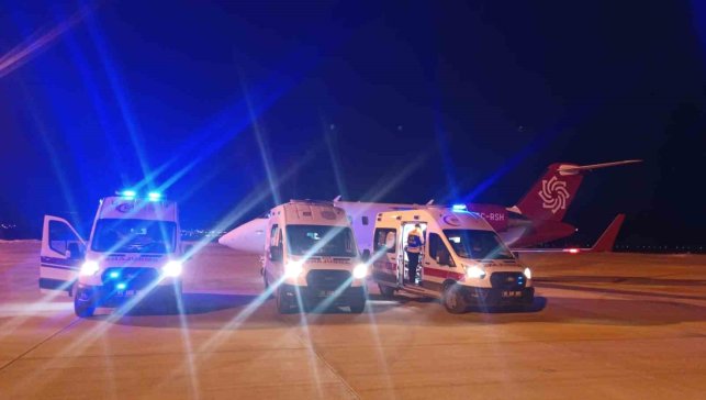 Van'dan İstanbul'a uçak ambulansla hasta sevki