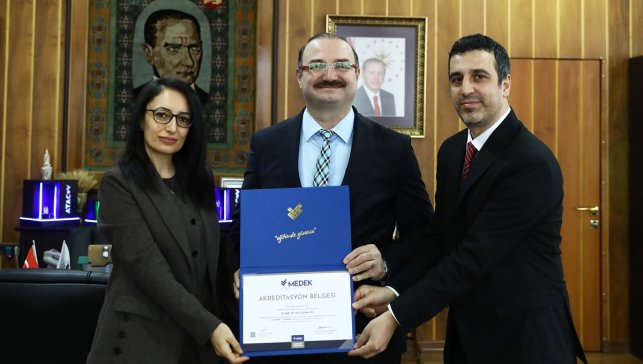 Atatürk Üniversitesi MYO bünyesindeki 8 program MEDEK tarafından akredite edildi