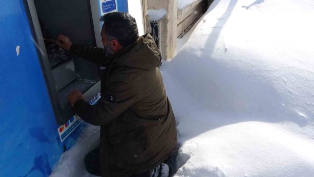 Kışın en sert yüzü Bitlis'te