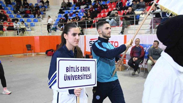BEÜ'den Kick Boks Türkiye şampiyonluğu