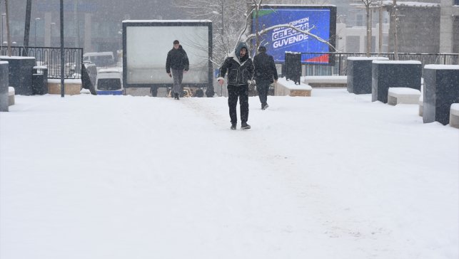 Malatya'da kar yağışı etkisini sürdürüyor