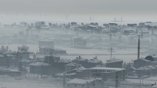 Yüksekova-Ankara uçak seferi iptal edildi