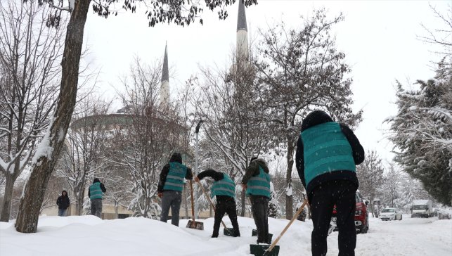 Karla mücadeleye yükümlülerden destek