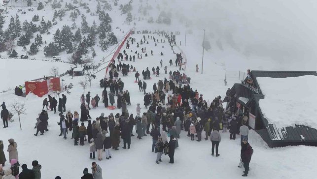 Ergan Kayak Merkezi sömestirde doldu taştı
