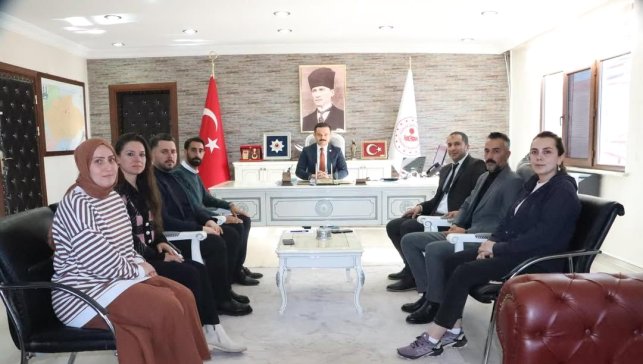 Karayazı'da geleneksel Ters Lale Festivali Mayıs ayında yapılacak