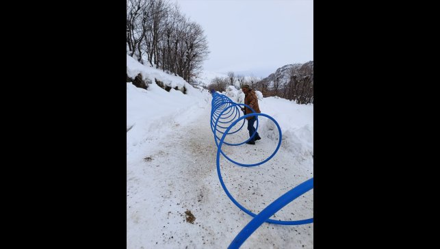 Van'da ekipler zor şartlara rağmen mahallenin içme suyu sıkıntısını giderdi