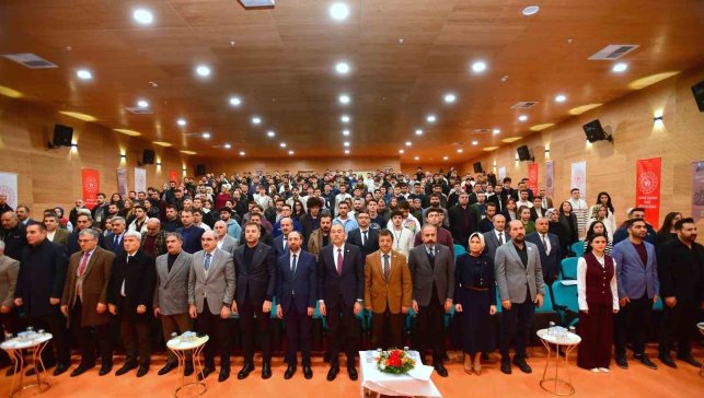 Van'da "Sosyal Psikoloji Kampı" başladı