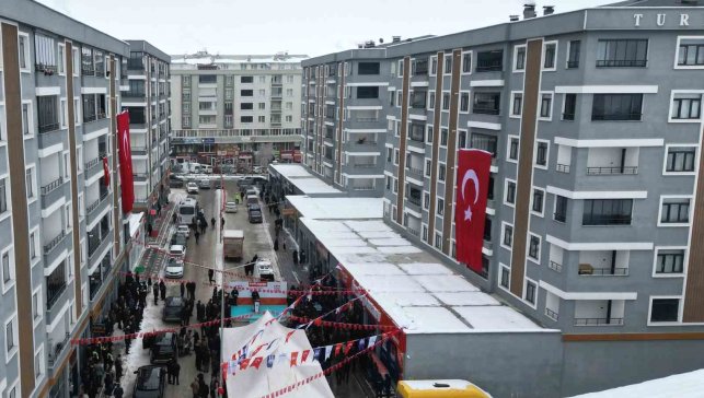 Halk Pazarı'nın 12'nci şubesi Aşkale'de açıldı