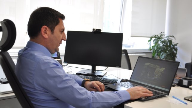 Hizan Halk Bankası Şube Müdürü Orak, AA'nın Yılın Kareleri oylamasına katıldı