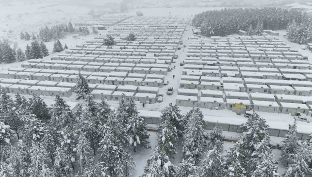Kar kalınlığının 1 metreyi bulduğu Doğanşehir havadan görüntülendi