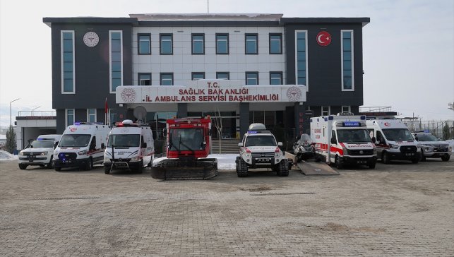 Van'da yıl başından bu yana 100 hasta kırsal mahallelerden alınarak hastaneye ulaştırıldı