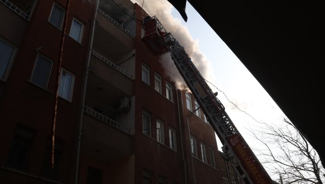 Iğdır'da çıkan yangınlarda 2 ev zarar gördü