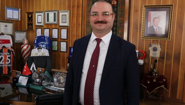 Atatürk Üniversitesinden bilim insanları Erzurum'da ilaç ham maddesi üretiyor