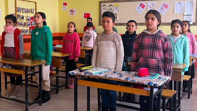 6 Şubat'ın 3. yılında Ağrı'da hüzünlü sabah: Okullarda ilk ders "sessizlikle" başladı!